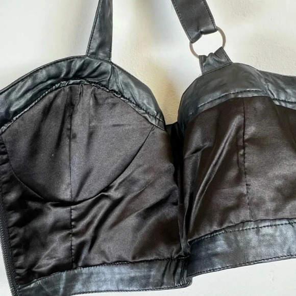 Forever 21 Exclusive Women's Faux Leather Studded Gemstone Bralette Black  Small - Picture 7 of 7